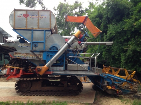 ขายรถเกี่ยวไทยเจริญ ขายรถเกี่ยวไทยเจริญ