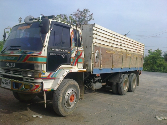 ขายสิบล้อดั้ม Isuzu 210แรง สภาพพร้อมใช้งานได้100\% ขายสิบล้อดั้ม Isuzu 210แรง สภาพพร้อมใช้งานได้100\%