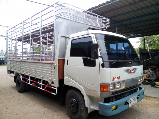 6 ล้อกลาง HINO FC2W 120 แรงม้า *ยาว 5.50 ม.* รถสวยเดิม+สวยจริง * สภาพพร้อมใช้งาน *รถห้างแท้* มีเล่มพร้อมโอน