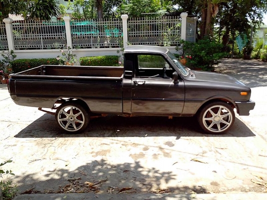 MAZDA, FAMILIA 1.3 ปี93 เกียร์ธรรมดา 4เกียร์ max17