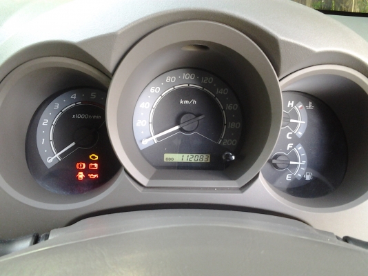 ขาย vigo prerunner 2.5 vn 4 door ขาย vigo prerunner 2.5 vn 4 door