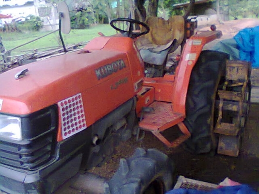 ขายรถไถคูโบต้ารุ่น 3408 ขาย195,000บาท