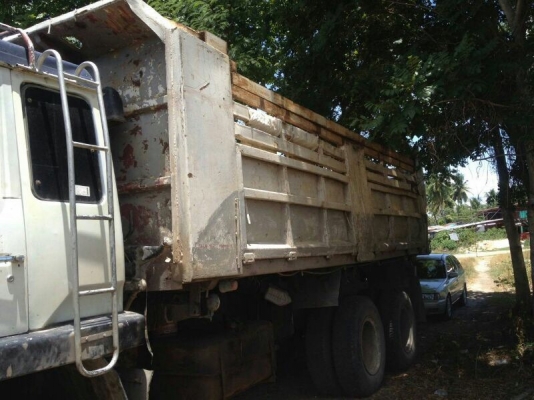 รถมิตซู 10 ล้อดั้ม FN527M - TF  220 แรงม้า. ปี 38   สนใจติดต่อ 081 - 6079515