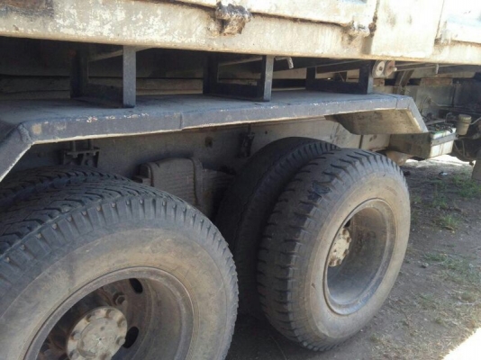 รถมิตซู 10 ล้อดั้ม FN527M - TF  220 แรงม้า. ปี 38   สนใจติดต่อ 081 - 6079515