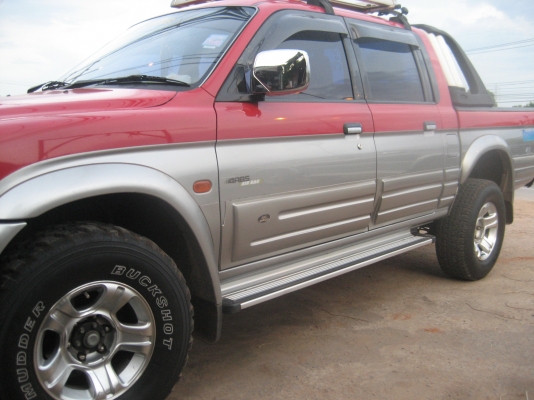 มิตชู แกรนดิส ขับเคลื่อน 4 ล้อ 270000 บาท มิตชู แกรนดิส ขับเคลื่อน 4 ล้อ 270000 บาท