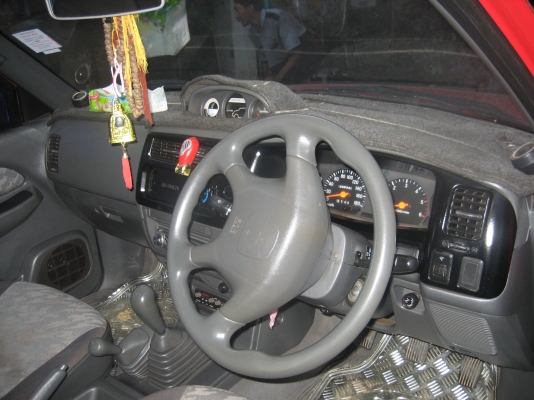 มิตชู แกรนดิส ขับเคลื่อน 4 ล้อ 270000 บาท มิตชู แกรนดิส ขับเคลื่อน 4 ล้อ 270000 บาท