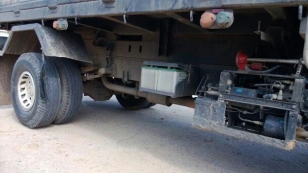 รถอีซูซุ 6 ล้อดั้ม 210 แรงม้า. ปี 53 ( รถวิ่ง 15x,xxx กม. ) สนใจติดต่อ 081 - 6079515 รถอีซูซุ 6 ล้อดั้ม 210 แรงม้า. ปี 53 ( รถวิ่ง 15x,xxx กม. ) สนใจติดต่อ 081 - 6079515