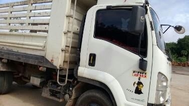 รถอีซูซุ 6 ล้อดั้ม 210 แรงม้า. ปี 53 ( รถวิ่ง 15x,xxx กม. ) สนใจติดต่อ 081 - 6079515 รถอีซูซุ 6 ล้อดั้ม 210 แรงม้า. ปี 53 ( รถวิ่ง 15x,xxx กม. ) สนใจติดต่อ 081 - 6079515