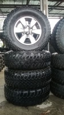 ขายล้อขอบ16พร้อมยาง265 75 16ชุดละ10500