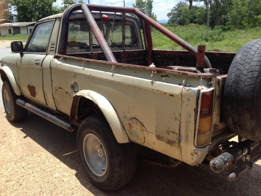 ขาย isuzu kb20ยกสูง ทะเบียนพร้อมโอน