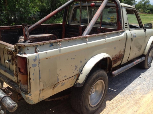 ขาย isuzu kb20ยกสูง ทะเบียนพร้อมโอน