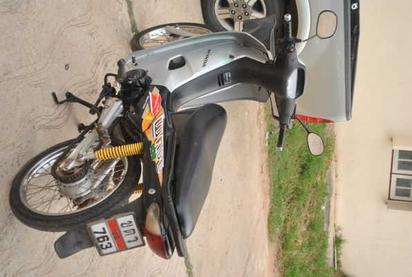 ขาย honda wave110 รุ่นดีสเบรค สีเทาดำ ราคา11500 บาท