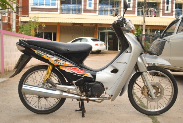 ขาย honda wave110 รุ่นดีสเบรค สีเทาดำ ราคา11500 บาท