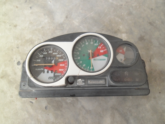 -ขายไมล์เซอร์ปีโก้