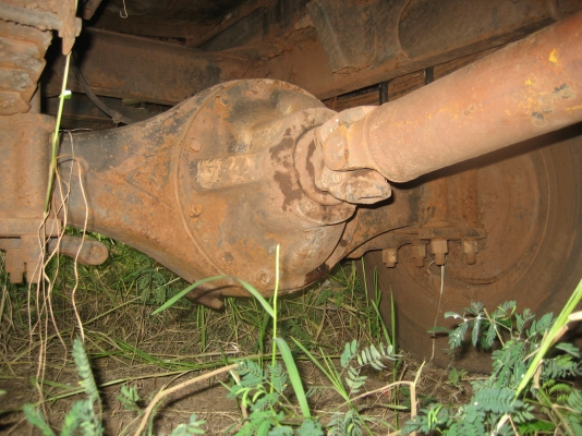 HINO  KM  บรรทุกน้ำ  270000  บาท