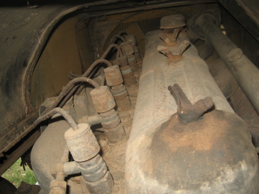 HINO  KM  บรรทุกน้ำ  270000  บาท