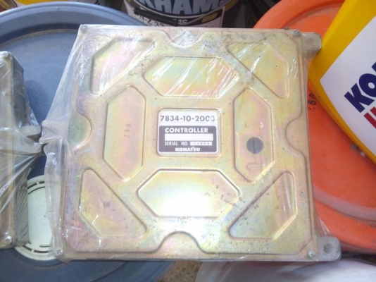 กล่อง PC200-6 ของเครื่อง 6D95 (ขายถูกสุดๆ)