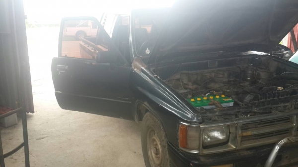 ขายด่วน TOYOTA HERO 4 ประตู มีแอร์เย็นๆๆ ขายด่วน TOYOTA HERO 4 ประตู มีแอร์เย็นๆๆ