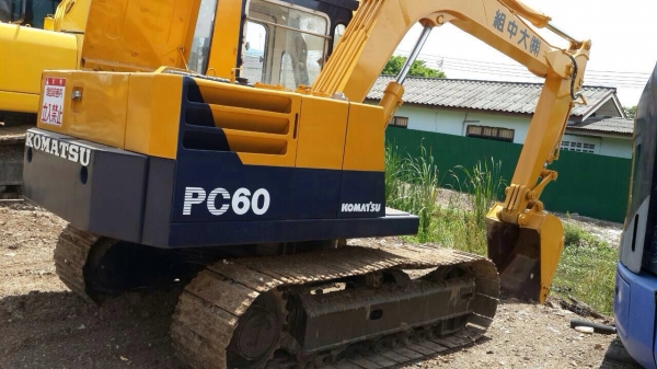 ขายรถแบ็คโฮ Komatsu pc 60-2 เครื่องเดิม ปั๊มเดิม เอกสาสัญญาซื้อขาย