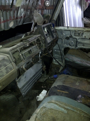 ขาย...หัวรถบรรทุกสองหัว ขาย...หัวรถบรรทุกสองหัว