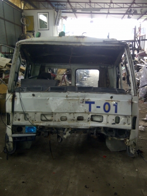 ขาย...หัวรถบรรทุกสองหัว ขาย...หัวรถบรรทุกสองหัว