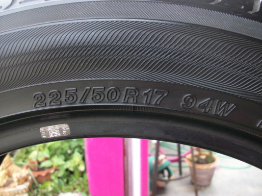 ยางรถยนต์ขอบ17 YOKOHAMA