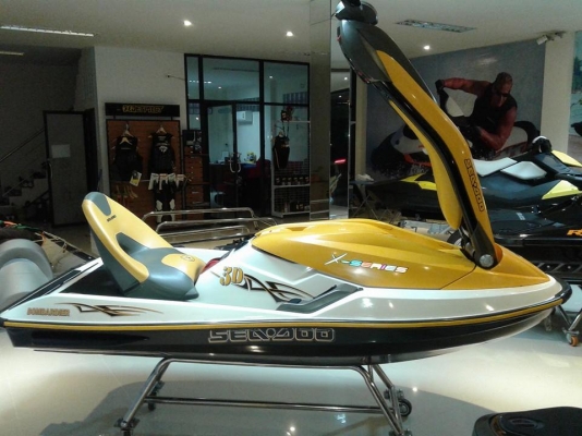 ขายเจ็ทสกี seadoo 3d มือสองสภาพดี ปี2004 อุปกรณ์ครบ พร้อมเทนเลอร์ลาก 085-5946118