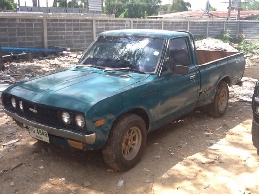 ขายDatsun 620 4ขอเกียร์คอ ไฟนอนทะเบียนพร้อมโอน