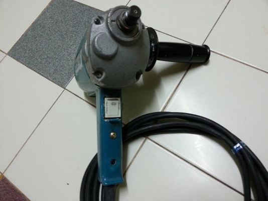 ขายเครื่องขัดสียี่ห้อMAKITAรุ่น9218Bสภาพพร้อมใช้งานของแท้แน่นอนMADE IN JAPAN(570W) ขายเครื่องขัดสียี่ห้อMAKITAรุ่น9218Bสภาพพร้อมใช้งานของแท้แน่นอนMADE IN JAPAN(570W)