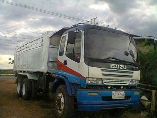 ขายสิบล้อ210หัวเด้ก้า. เครื่อง240เทอรโบอินเตอร์. เกียรฟูเลอร. สภาพพร้อมใช้้