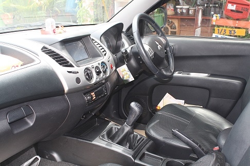 ขายมิตซูบิชิ ไททัน สีขาวมุข 2.4 cng ปี 56 ขายมิตซูบิชิ ไททัน สีขาวมุข 2.4 cng ปี 56