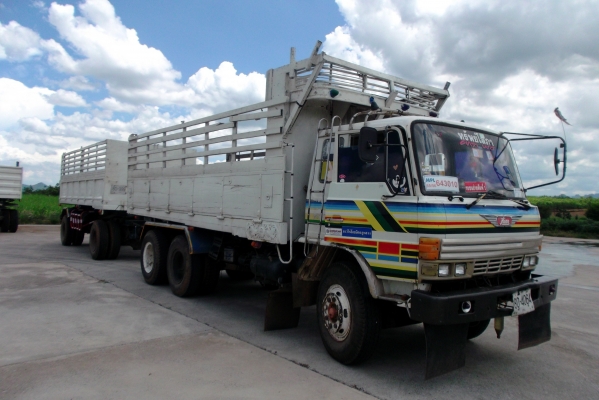 ขายสิบล้อF18ดรั้มแม่ลูกเครืองJO8C260แรงม้ารถใช้งานดีมาก