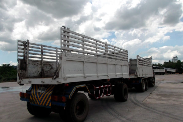 ขายสิบล้อF18ดรั้มแม่ลูกเครืองJO8C260แรงม้ารถใช้งานดีมาก