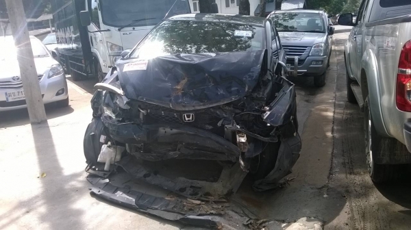 ตัดขายอะไหล่ honda city zx