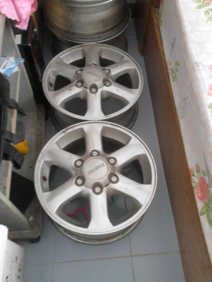 ขายแม๊ก ISUZU ขอบ 16 ยางเปอร์เซ็นต์หาง่าย ราคาไม่แพงชุด 4 วง TEL.081-427-3941 ขายแม๊ก ISUZU ขอบ 16 ยางเปอร์เซ็นต์หาง่าย ราคาไม่แพงชุด 4 วง TEL.081-427-3941
