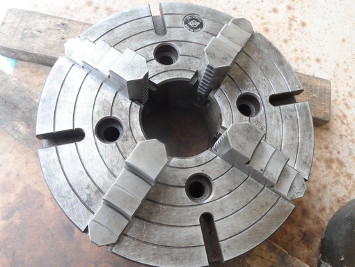 ขายครับขายหัวจับแบบสี่จับอิสระ สภาพเก่าเก็บ ปัดฝุ่นขายใหม่ แน่นๆ เลยครับ 4000 บาท 0814583376 ช่างเอก