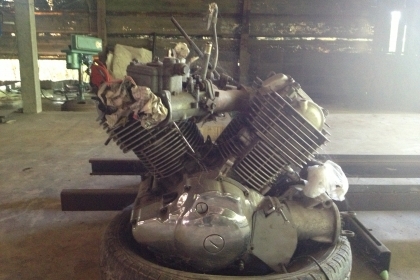 ขออนุญาติขายเครื่อง dragstar 1100 ปี 2000 คับ