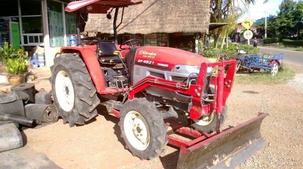 ยันมาร์45แรง สภาพเหมือนในรูป ยางต็ม สีเดิม เครื่องดี ราคาไม่แพง/พร้อมอุปกรณ์ 2 ชิ้น ดันหน้า/ผานพรวน โทร 081-0745778 ลุงโหนก