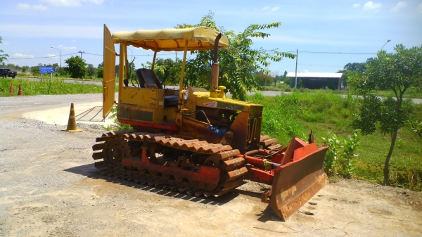 รถแทรคเตอร์ KOMATSU D20-5 P ตีนเป็ด รถใช้งานดี