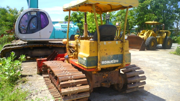 รถแทรคเตอร์ KOMATSU D20-5 P ตีนเป็ด รถใช้งานดี