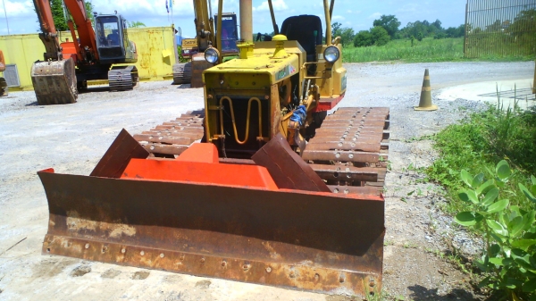 รถแทรคเตอร์ KOMATSU D20-5 P ตีนเป็ด รถใช้งานดี