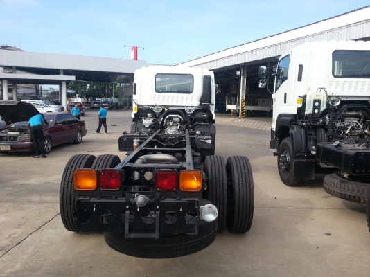 ISUZU 6 ล้อใหญ่