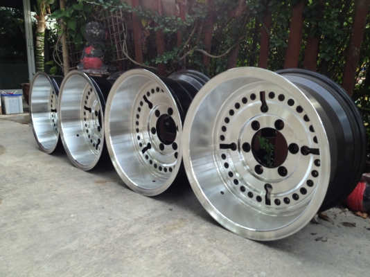 ขายล้อ VR-VIII JAPAN 15x8 ออฟ-27 6/139.7 ออฟลึกๆ สวยกริ๊ป