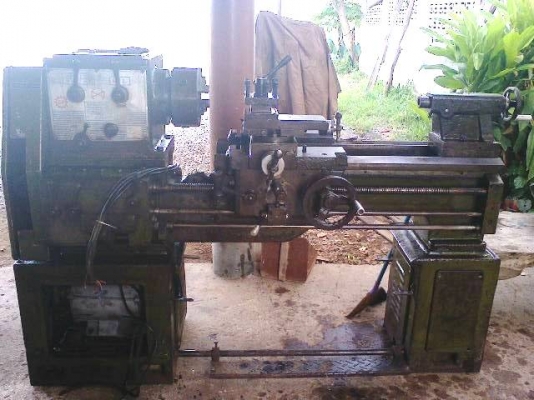 เครื่องกลึง 5 ฟุต 3 เพลา เกียร์บล็อก พร้อมใช้งาน 69,000  ด่วน !!!!!