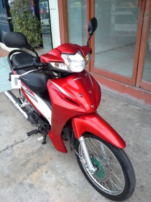 รถสวย หัวฉีดประหยัดน้ำมัน Honda Wave 110i ปี 2556 รุ่นใหม่ล่าสุด รถสวย หัวฉีดประหยัดน้ำมัน Honda Wave 110i ปี 2556 รุ่นใหม่ล่าสุด