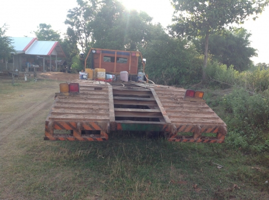 ขาย 10ล้อ2เพลาใหญ่ ขึ้น200 แชชซีใหญ่ เครื่องUD220 สภาพพร้อมใช้งาน ทิ๊ฟฟี่