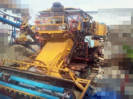 รถเกี่ยวข้าว (ศักดิ์พัฒนา)