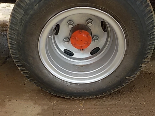 ขาย6 ล้อ  ISUZU NKR ปี41) (ดาวน์125000จัดแนนซ์ทุกจังหวัด)ใช้แค่บัตร+สำเนาบ้านอนุมัติเลย)ติดแบล็คลิสก็ซื้อได้)รถห้างแท้ๆตัวสุดท้าย เกียร์สั้นแท้ๆจากศูนย์พื้นกระบะเป็นเหล็กหนาแข็งแรง คอกเหล็กใหญ่ยางสวย 6 เส่้น รถสวย