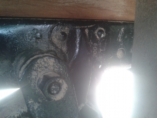 ขาย6 ล้อ  ISUZU NKR ปี41) (ดาวน์125000จัดแนนซ์ทุกจังหวัด)ใช้แค่บัตร+สำเนาบ้านอนุมัติเลย)ติดแบล็คลิสก็ซื้อได้)รถห้างแท้ๆตัวสุดท้าย เกียร์สั้นแท้ๆจากศูนย์พื้นกระบะเป็นเหล็กหนาแข็งแรง คอกเหล็กใหญ่ยางสวย 6 เส่้น รถสวย