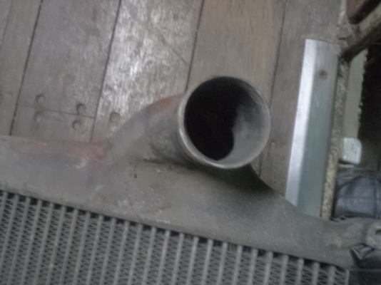 ขาย inter cooller สำหรับ 6 ล้อได้ทุกรุ่น  สภาพ ดี ราคา 4000 บาท